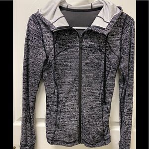 Lululemon Zip front jacket -small